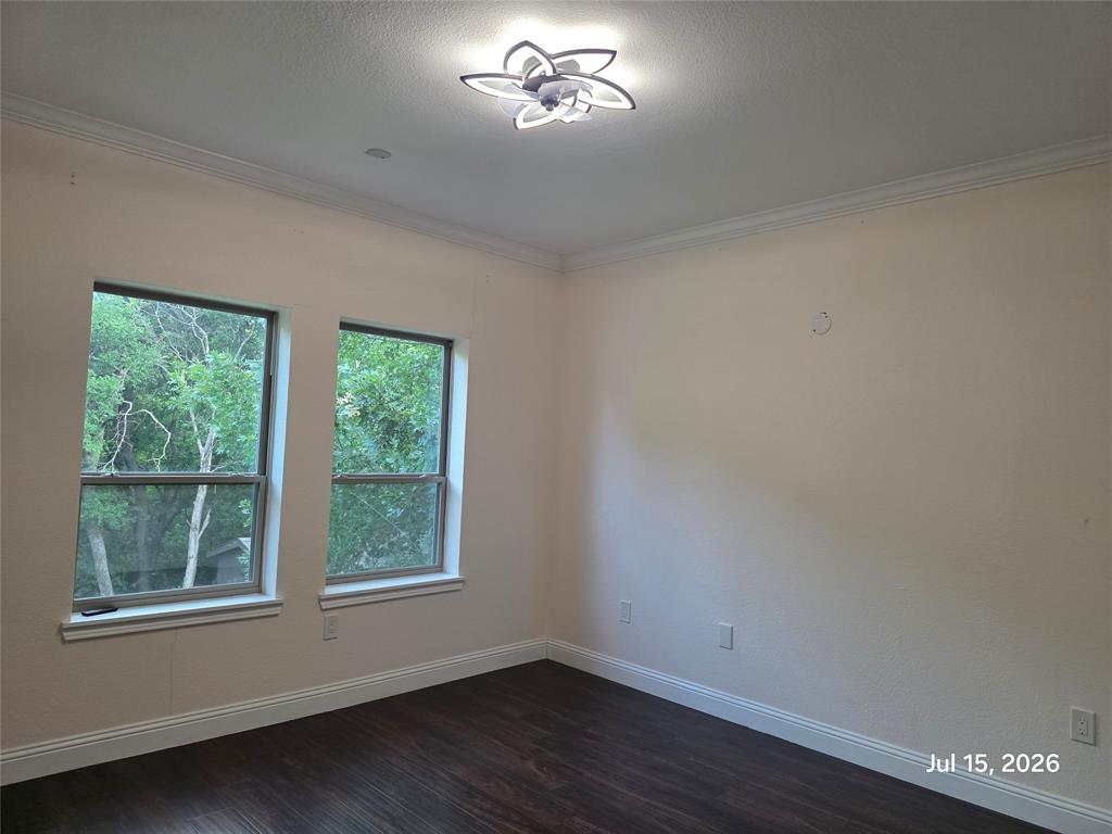 805 Norton Drive Property Photo 8