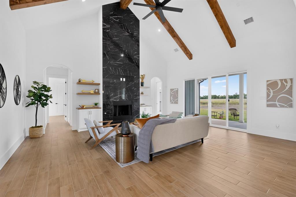 5330 Sunset Road Property Photo 7