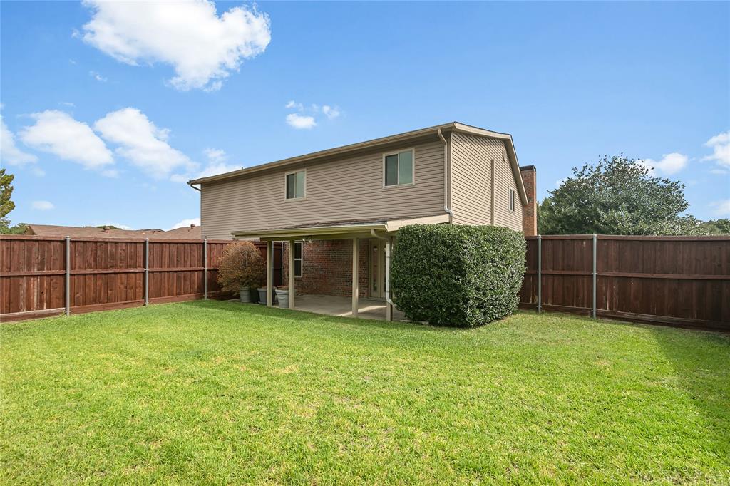 3302 Ivanhoe Lane Property Photo 6