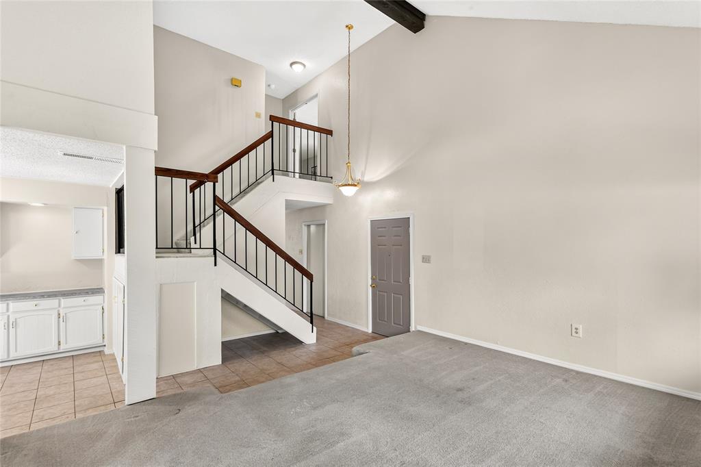 3302 Ivanhoe Lane Property Photo 10