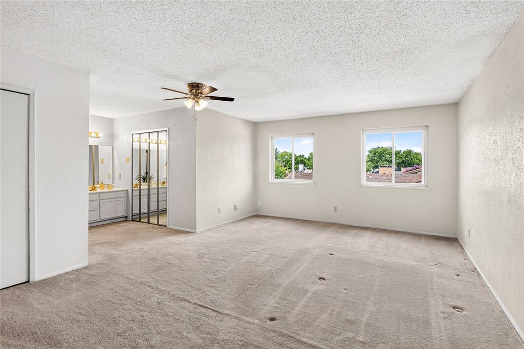 3302 Ivanhoe Lane Property Photo 22