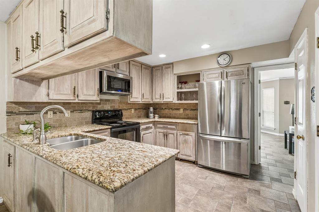 3101 Becky Court Property Photo 10