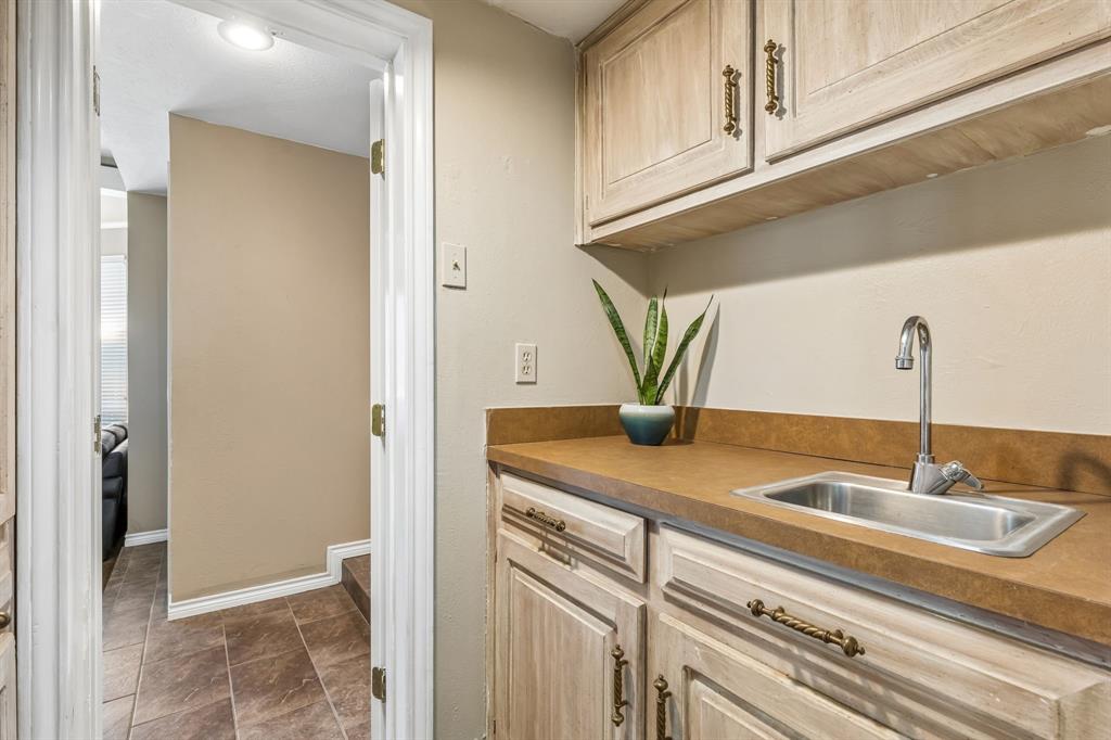 3101 Becky Court Property Photo 11