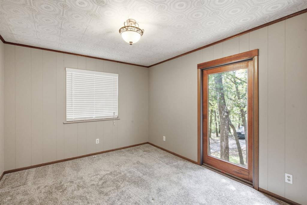 815 Fm 913 Property Photo 14