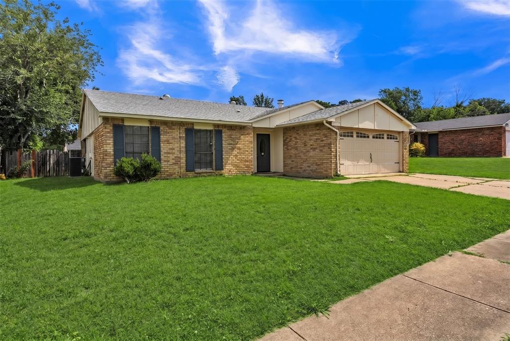 6705 Greenfield Drive Property Photo 1