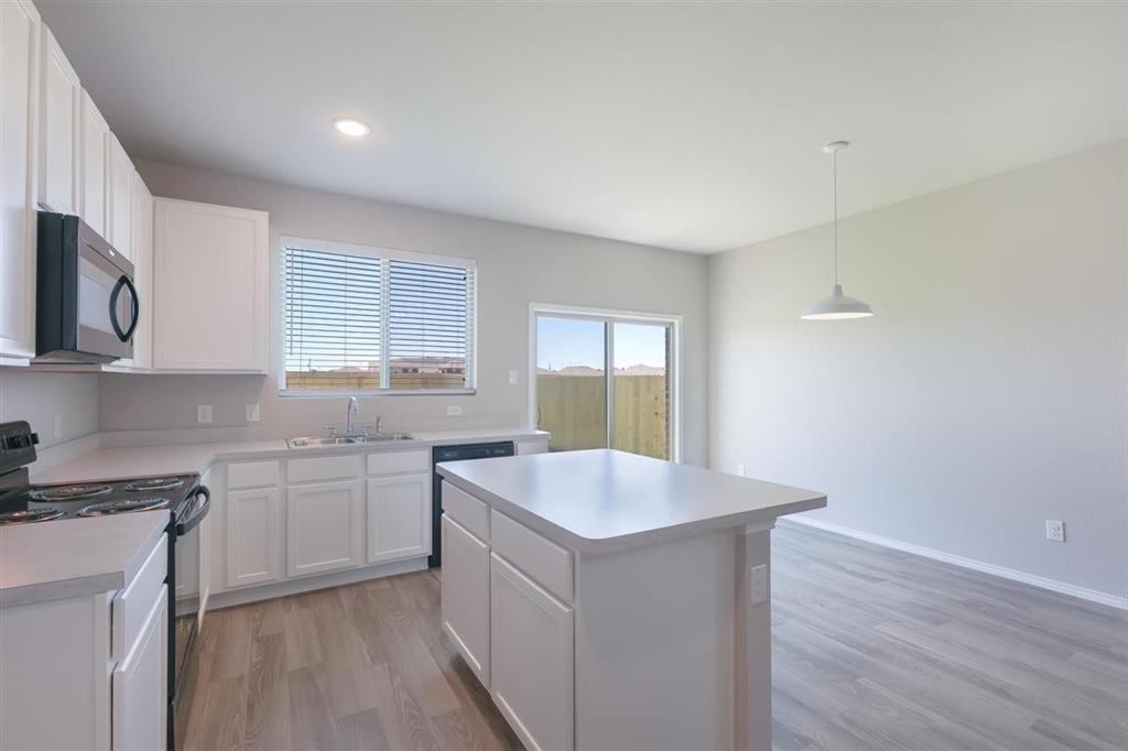 3136 Plumbago Property Photo 7
