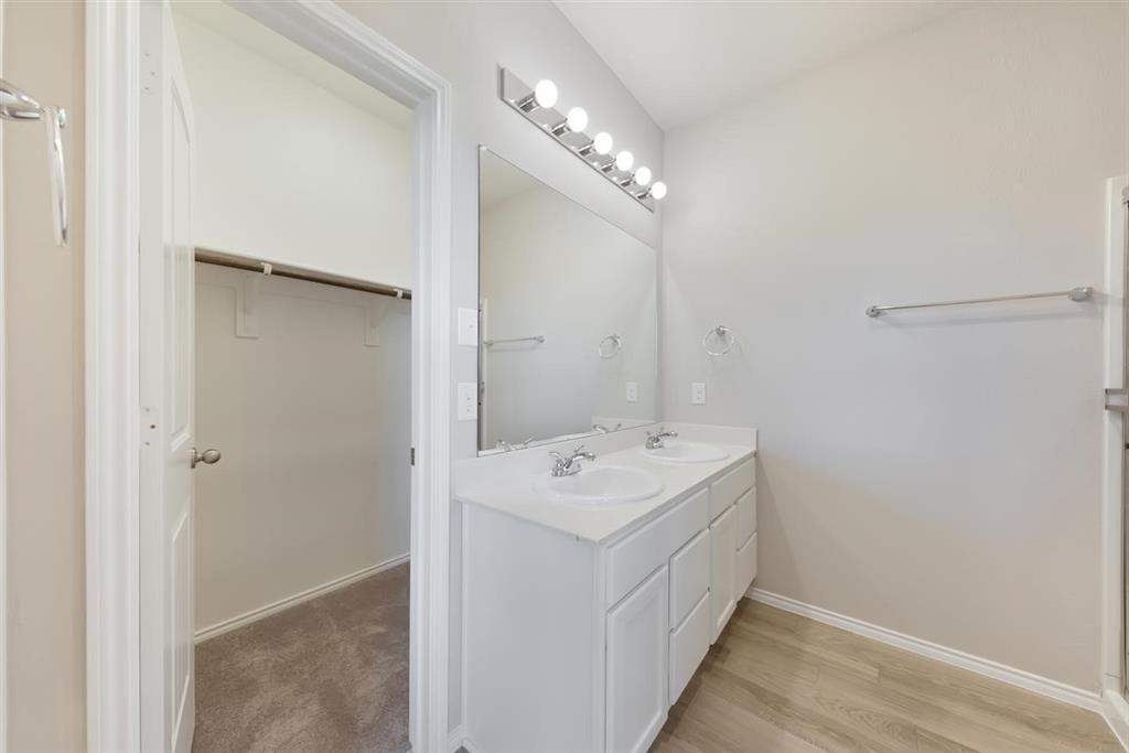 3136 Plumbago Property Photo 9
