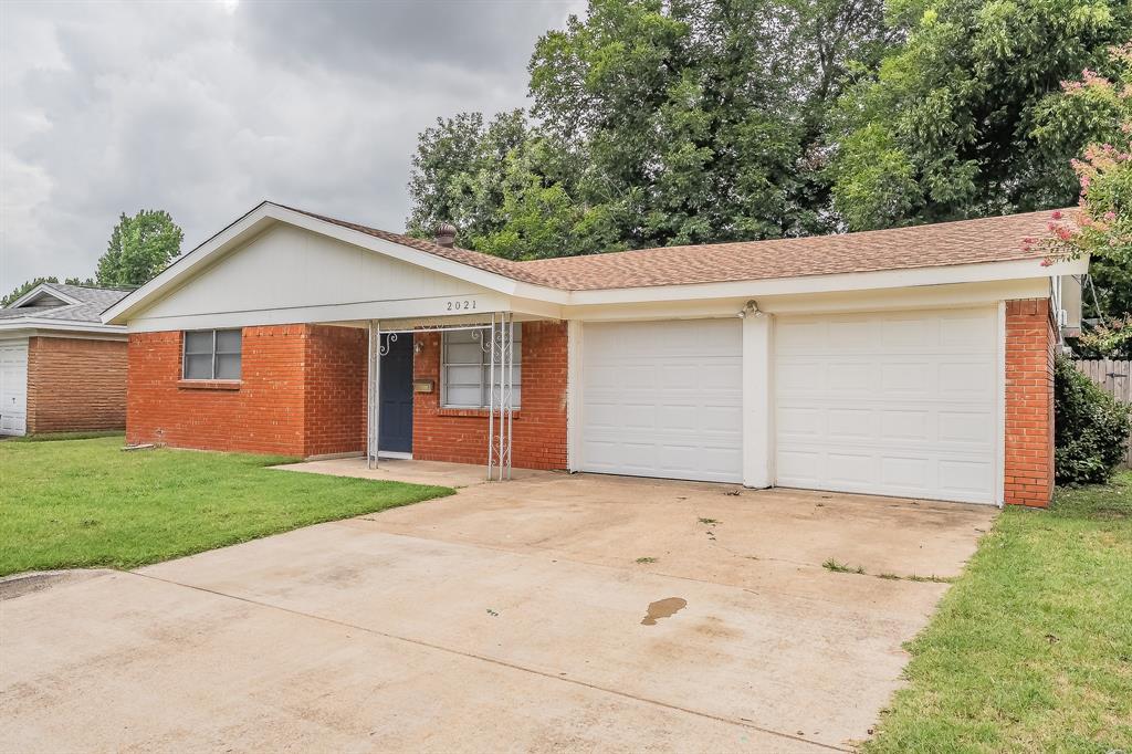 2021 Glenhaven Property Photo 1