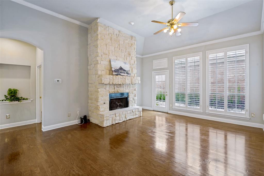 8012 Springmoss Drive Property Photo 8