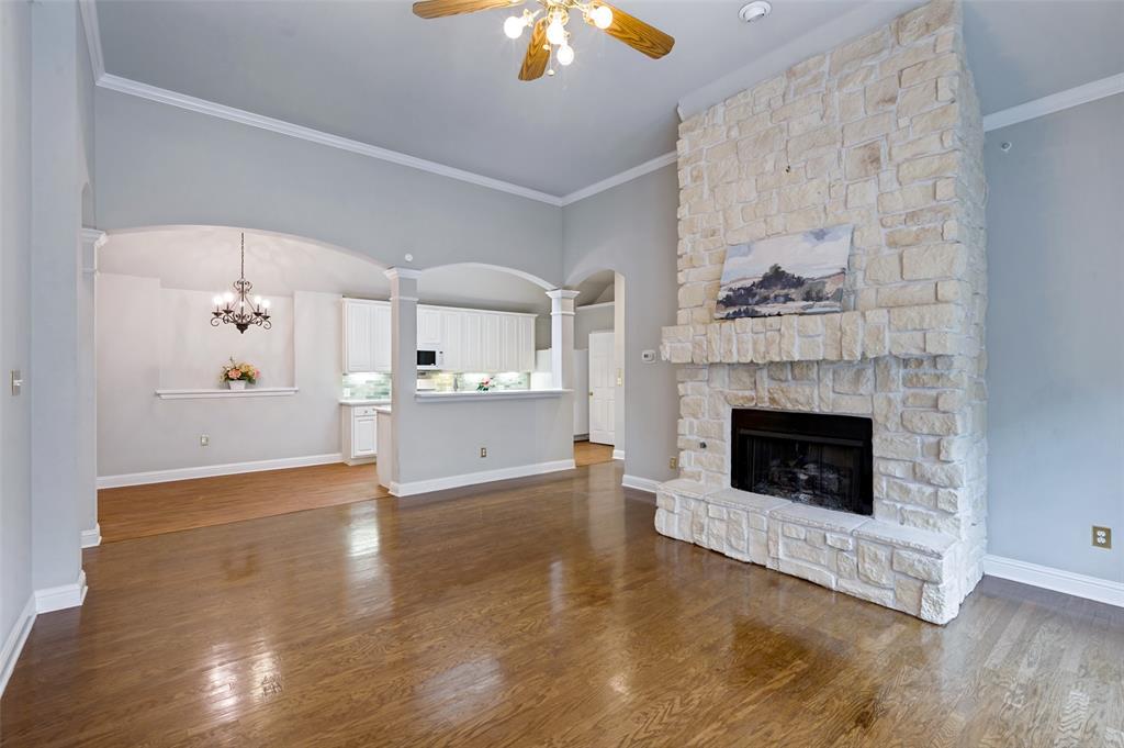 8012 Springmoss Drive Property Photo 9