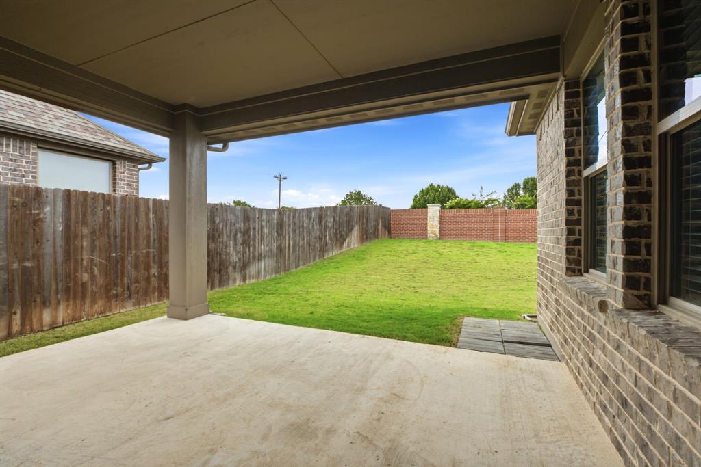 2115 Victoria Lane Property Photo 32