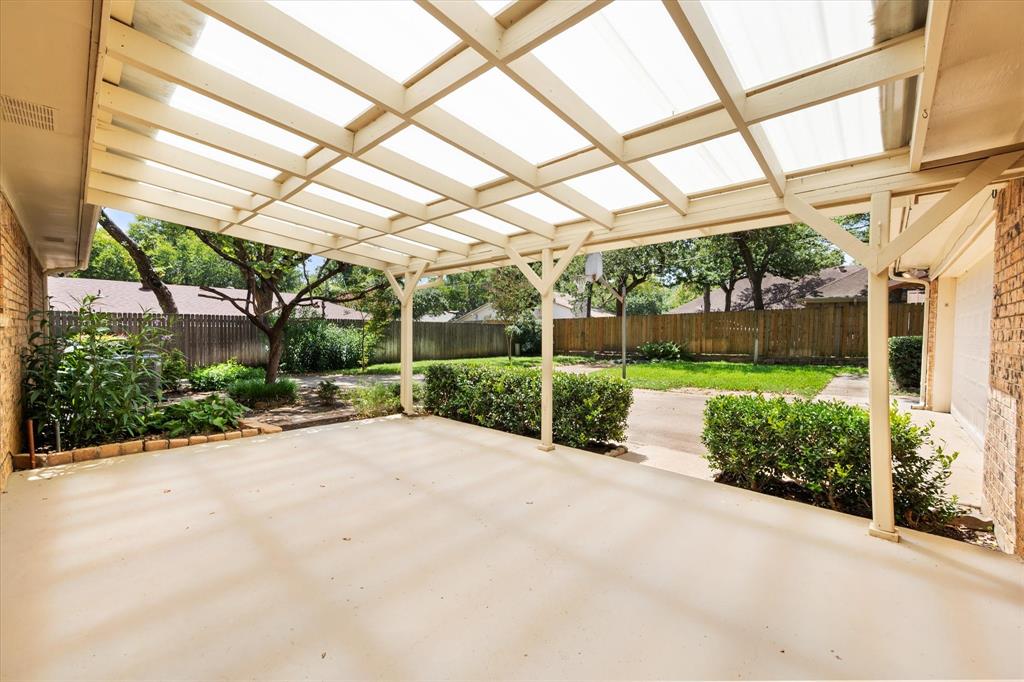1104 Arlena Drive Property Photo 28