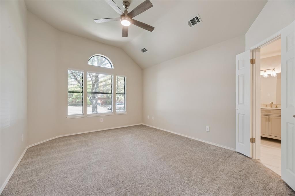 654 Spring Street Property Photo 16