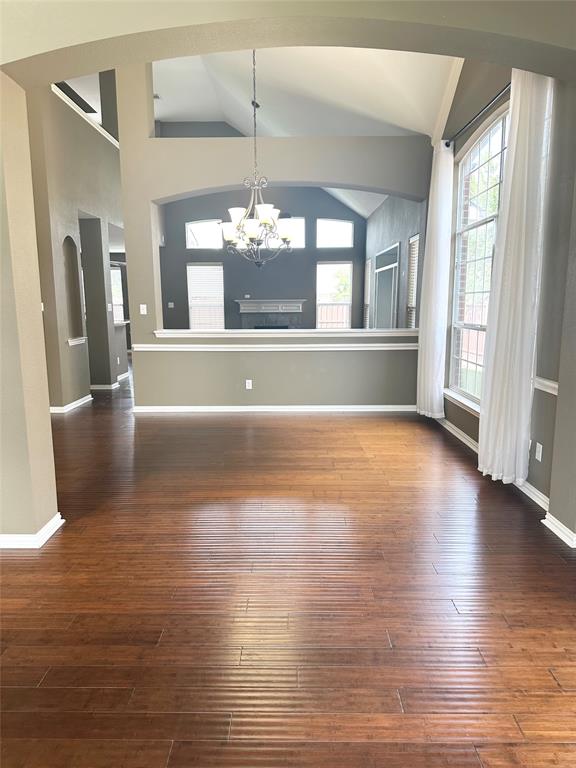 806 Cascades Drive Property Photo 6