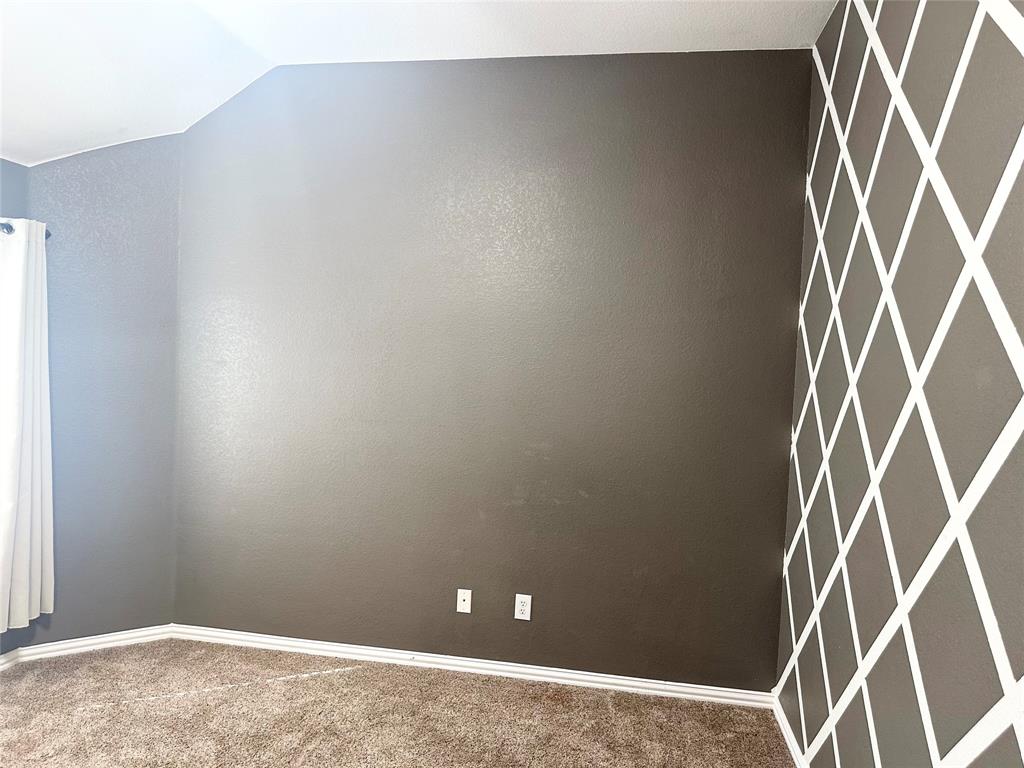 806 Cascades Drive Property Photo 23