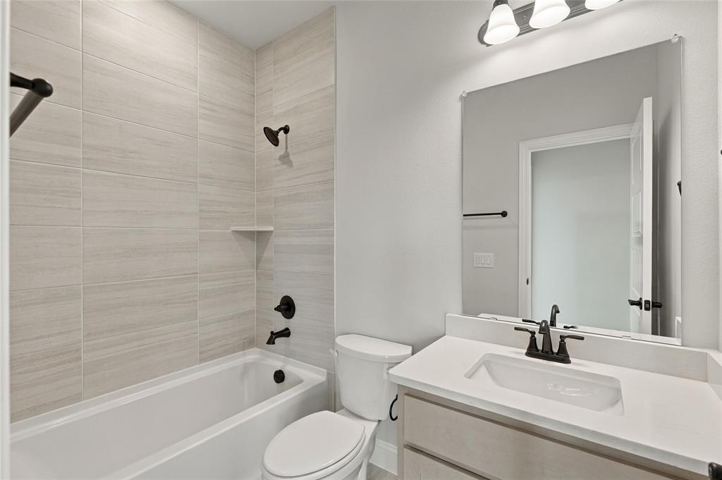 1414 Colorado Road Property Photo 32