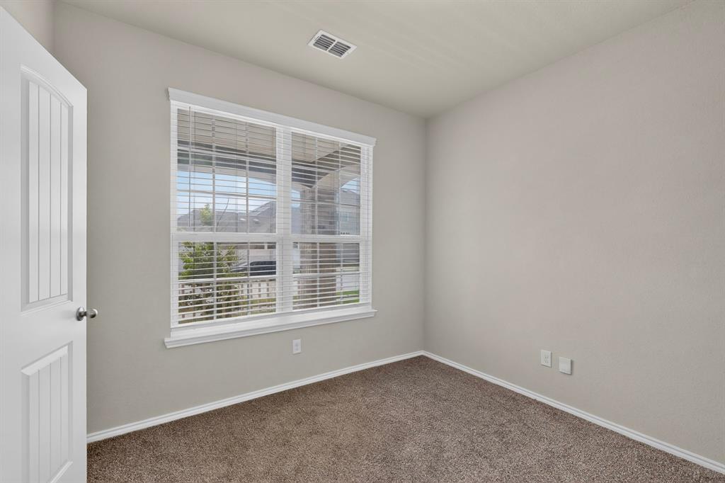 6009 Driscoll Lane Property Photo 15