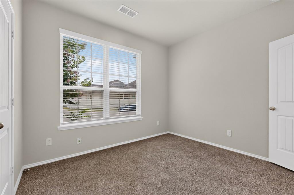 6009 Driscoll Lane Property Photo 17