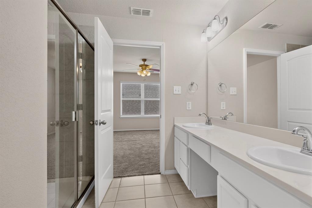 6009 Driscoll Lane Property Photo 24