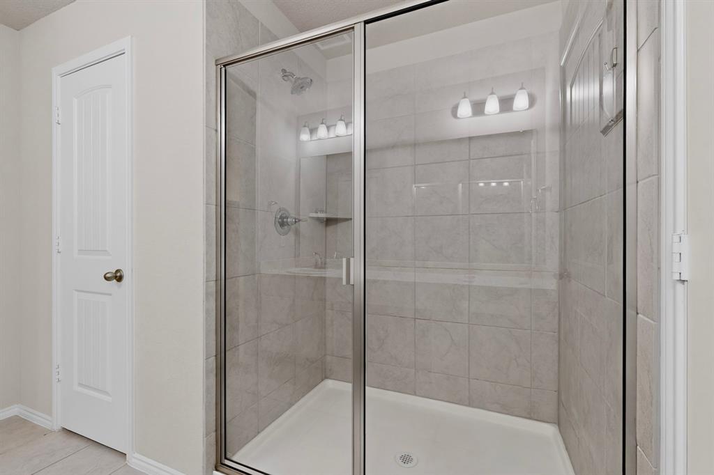 6009 Driscoll Lane Property Photo 25