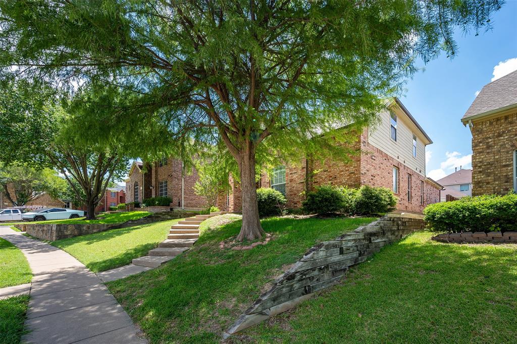 1209 Crabtree Street Property Photo 3
