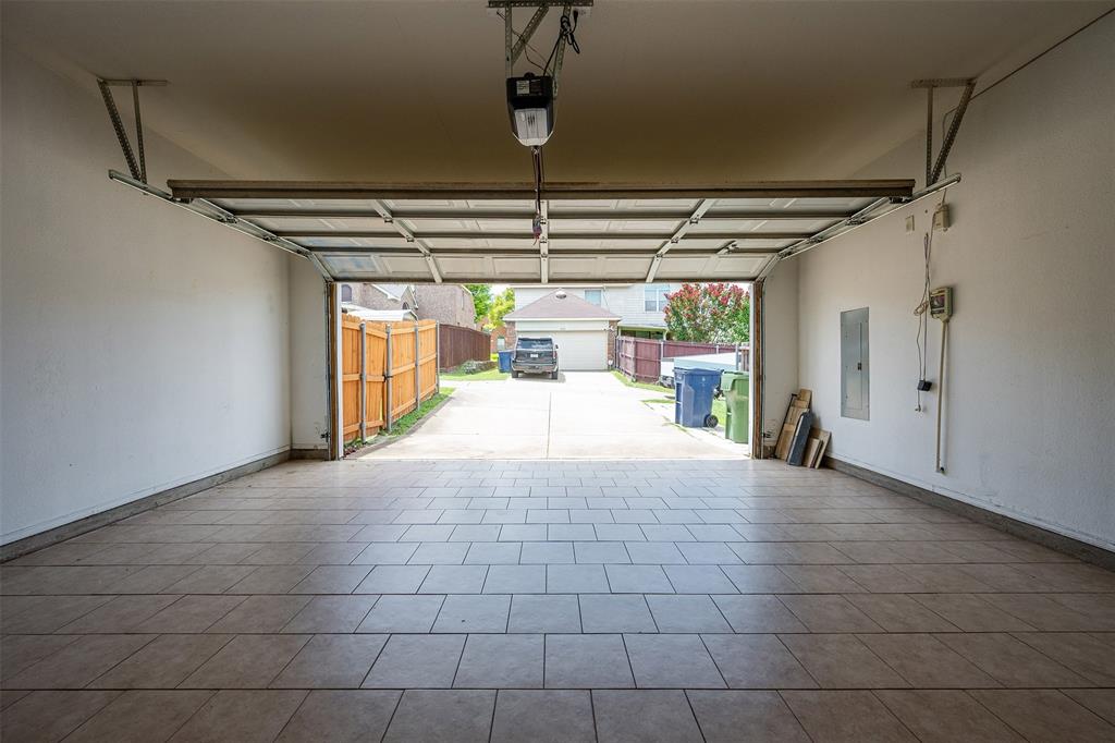 1209 Crabtree Street Property Photo 29