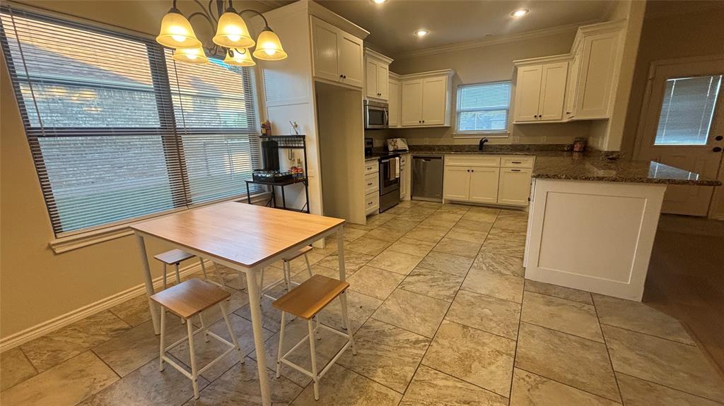 6 Starview Drive Property Photo 10