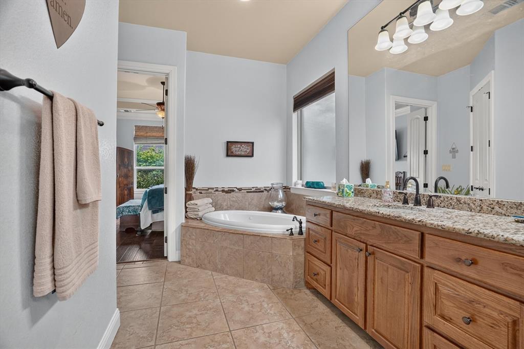 3545 Abes Landing Drive Property Photo 26