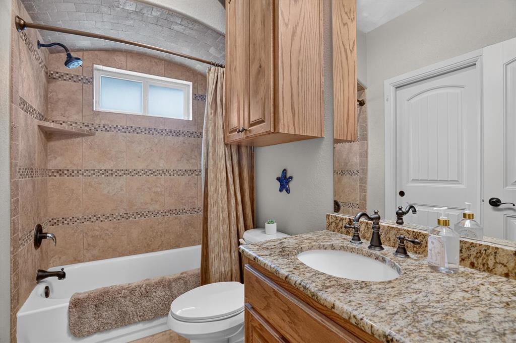 3545 Abes Landing Drive Property Photo 28