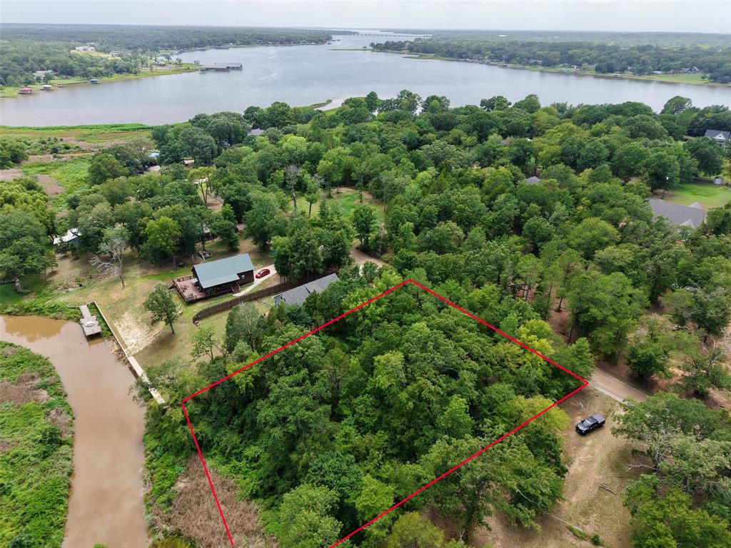 180 Vista Drive Property Photo 3