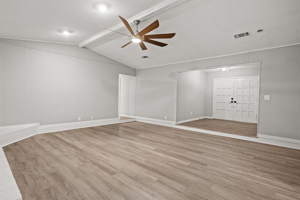 105 Kent Drive Property Photo 7