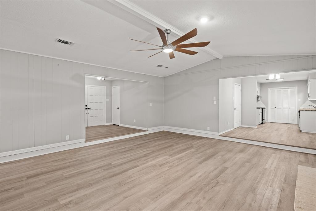 105 Kent Drive Property Photo 8