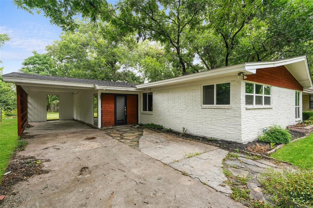 2335 Hartline Drive Property Photo 2