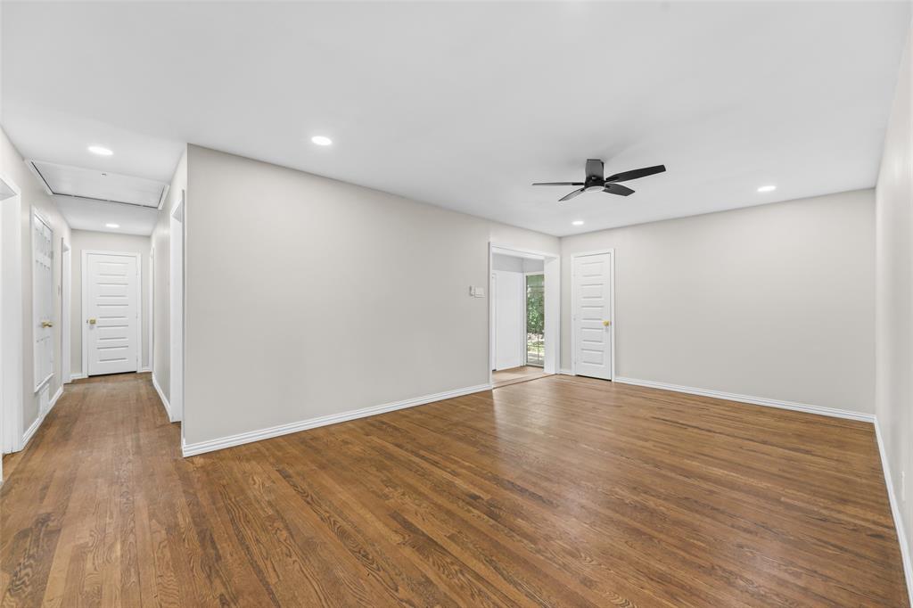 2335 Hartline Drive Property Photo 12