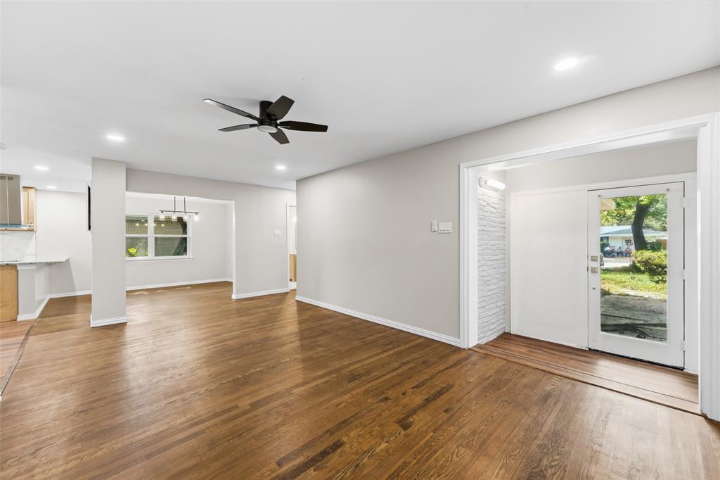 2335 Hartline Drive Property Photo 13