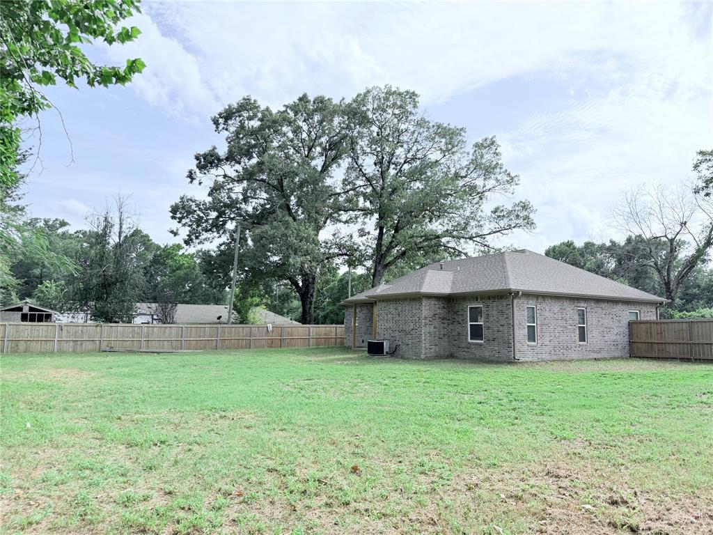 449 Cypress Street Property Photo 6