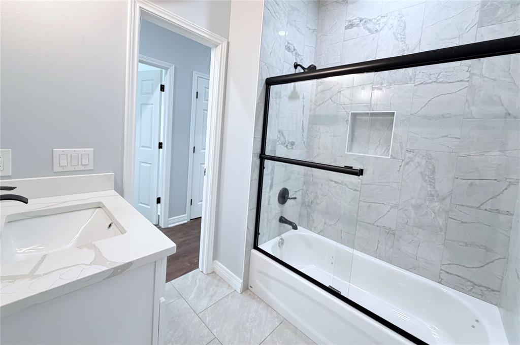449 Cypress Street Property Photo 15
