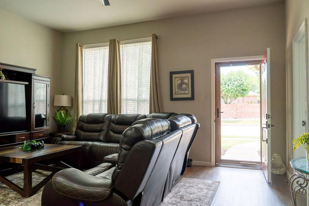 1743 Preston On The Lake Boulevard Property Photo 3