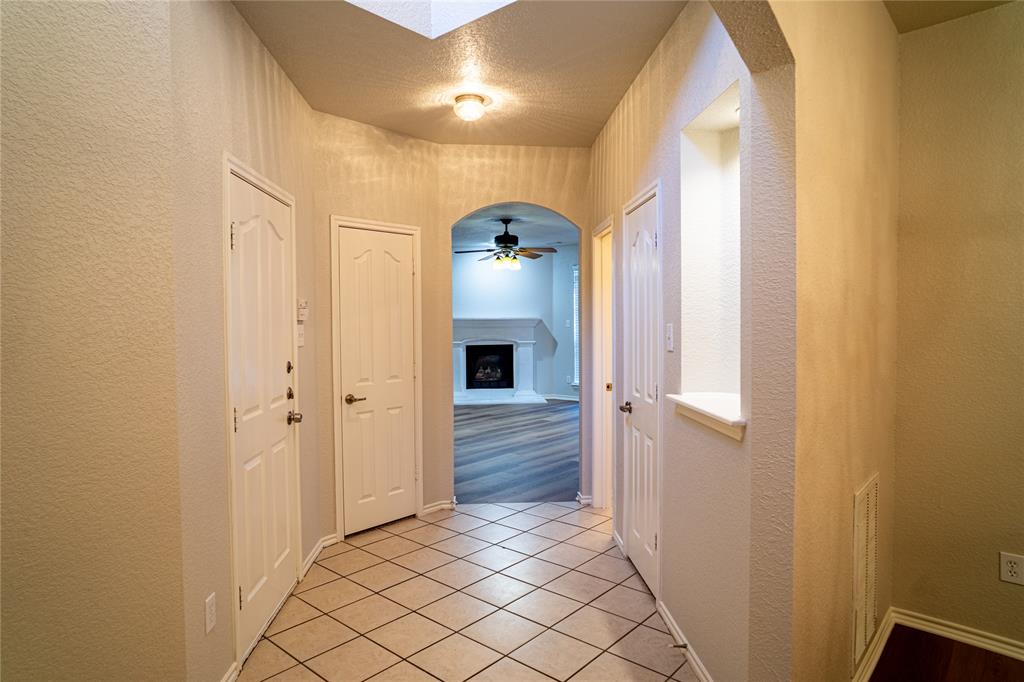 6100 Horse Trap Drive Property Photo 4