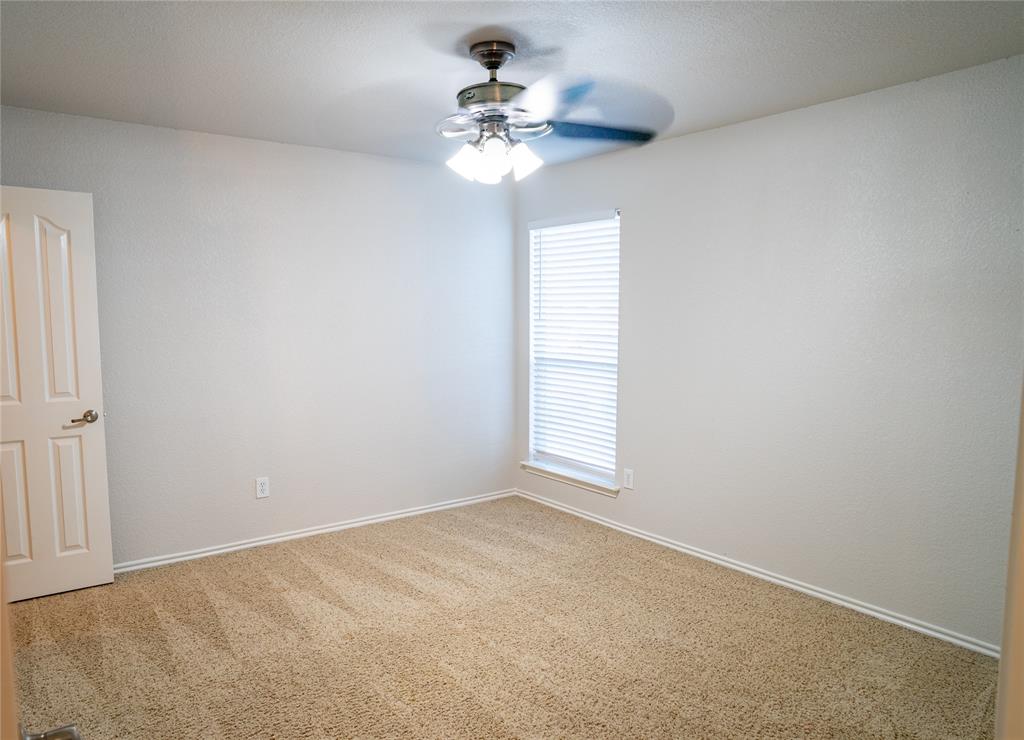 6100 Horse Trap Drive Property Photo 11