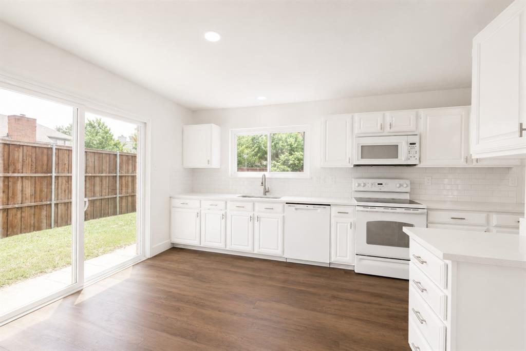 4201 Phoenix Property Photo 17