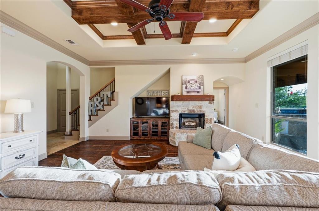 5062 White Pine Drive Property Photo 8