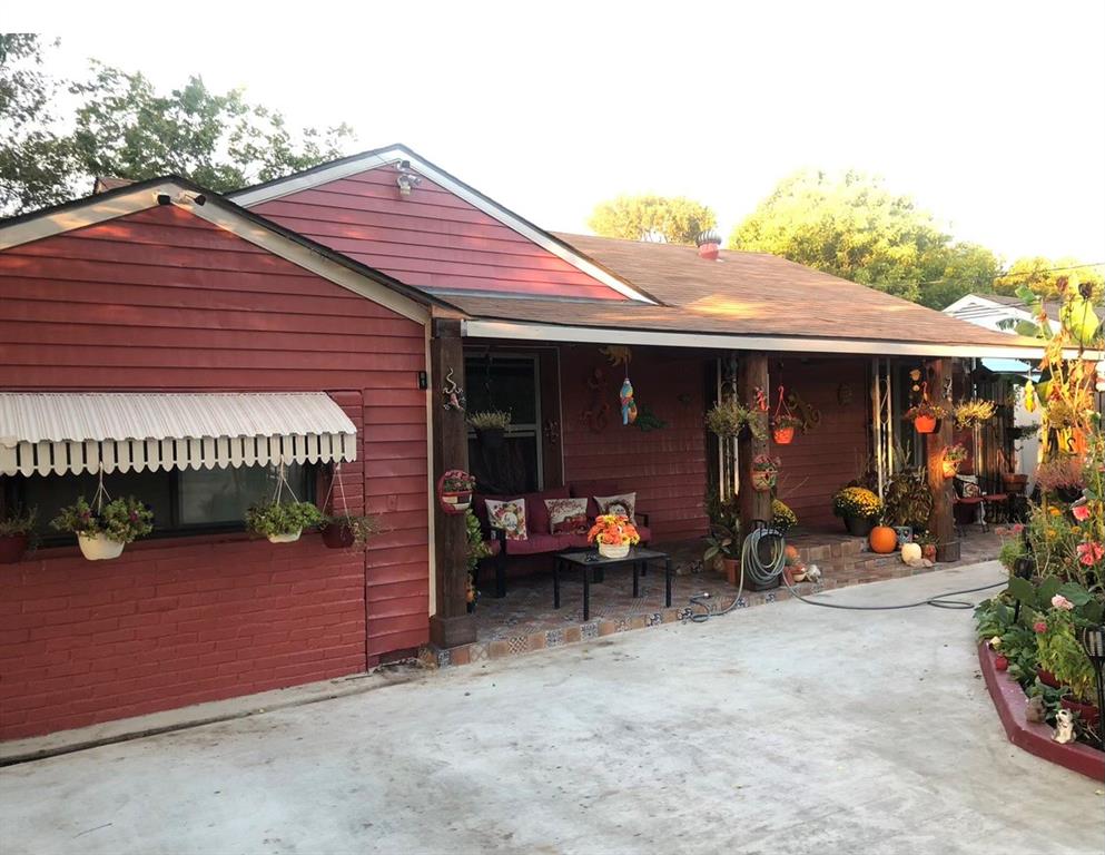 6709 Lovett Avenue Property Photo 1