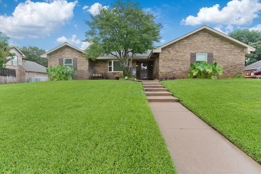 20 Timberline Drive Property Photo 1