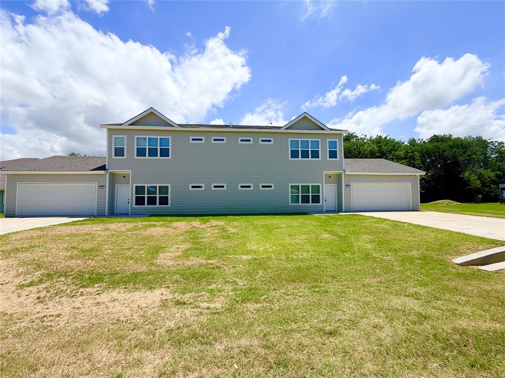 22060 Flanagan Circle B Property Photo 1