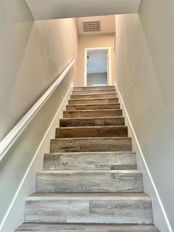 22060 Flanagan Circle B Property Photo 6