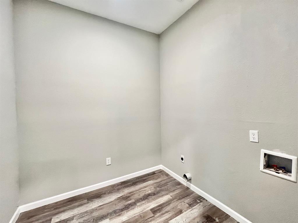22060 Flanagan Circle B Property Photo 16