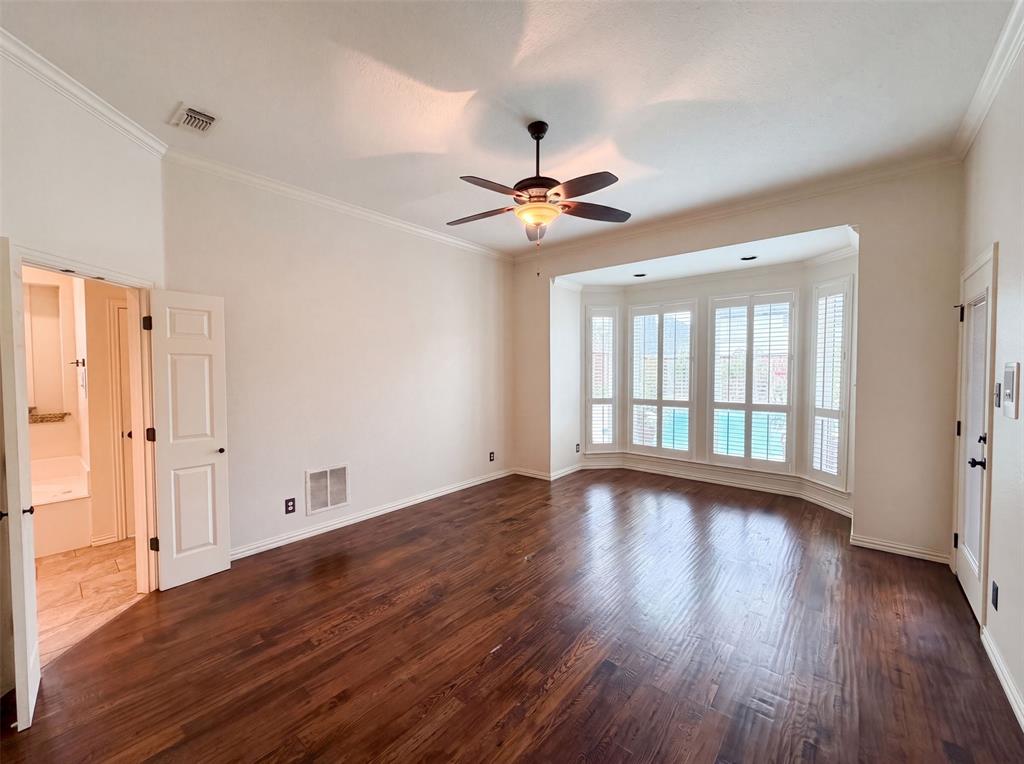 4606 Mill Wood Drive Property Photo 6