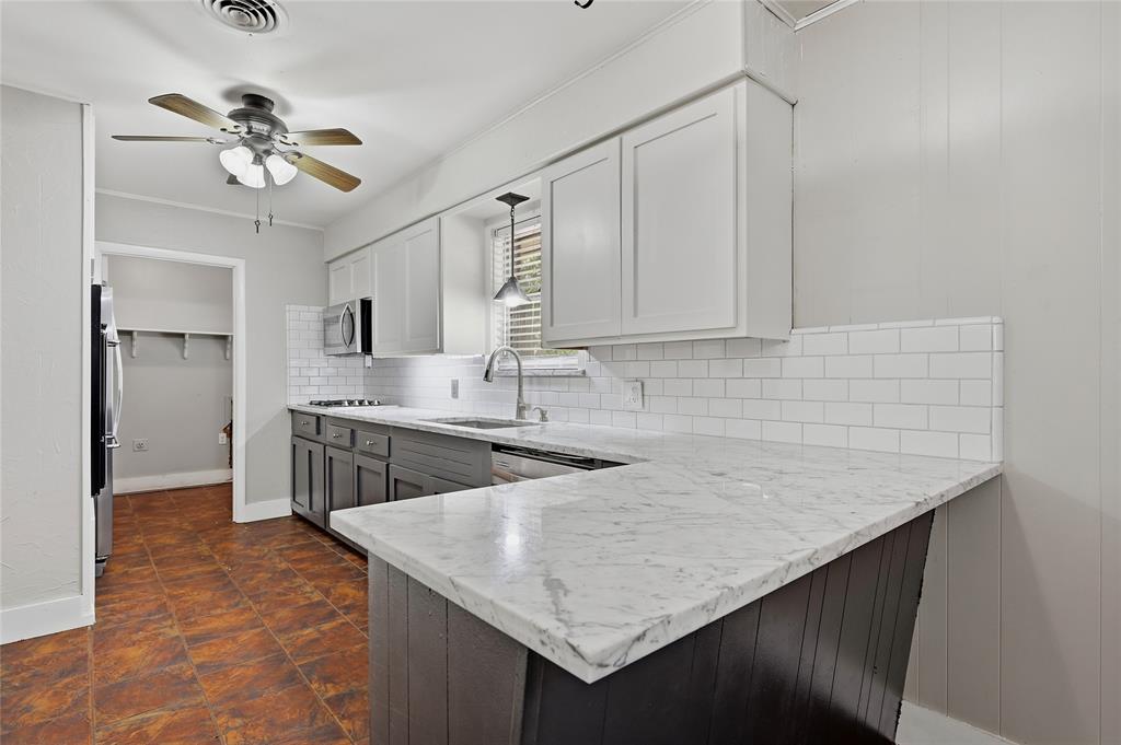 1303 Lafayette Drive Property Photo 10