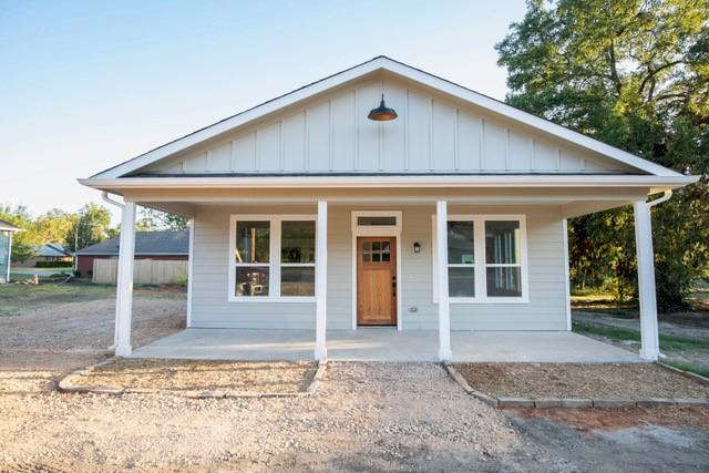 802 Walnut Street Property Photo 1
